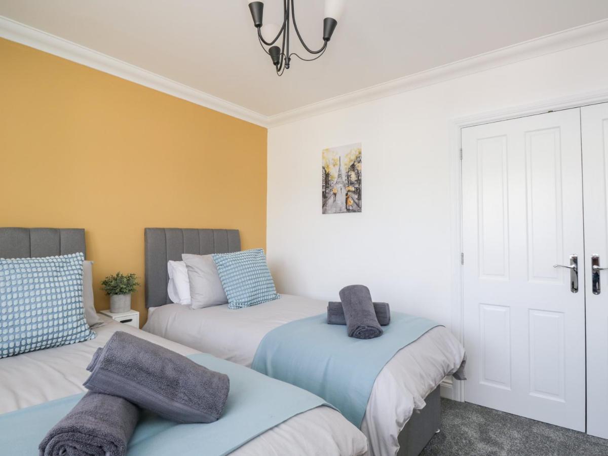 Mill End Villa Penrith Bagian luar foto