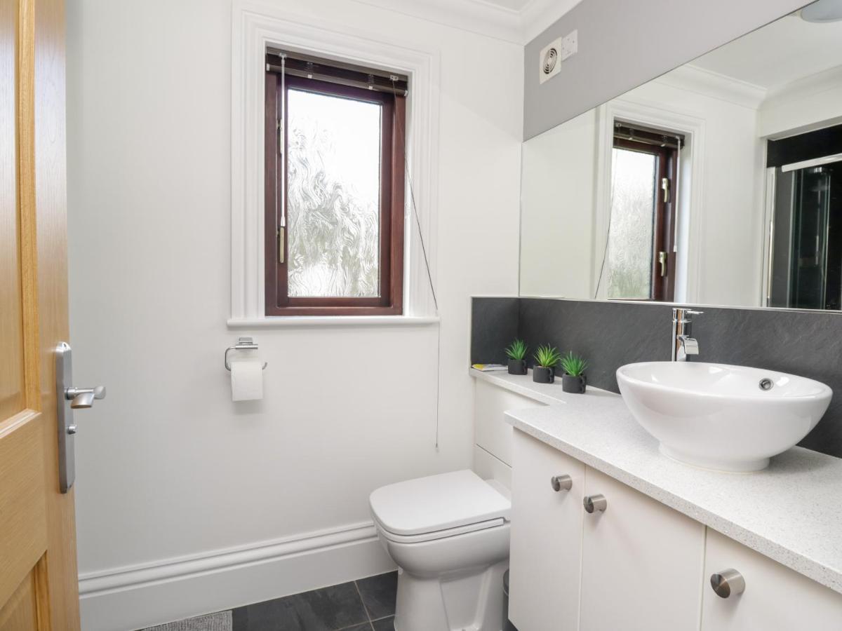 Mill End Villa Penrith Bagian luar foto