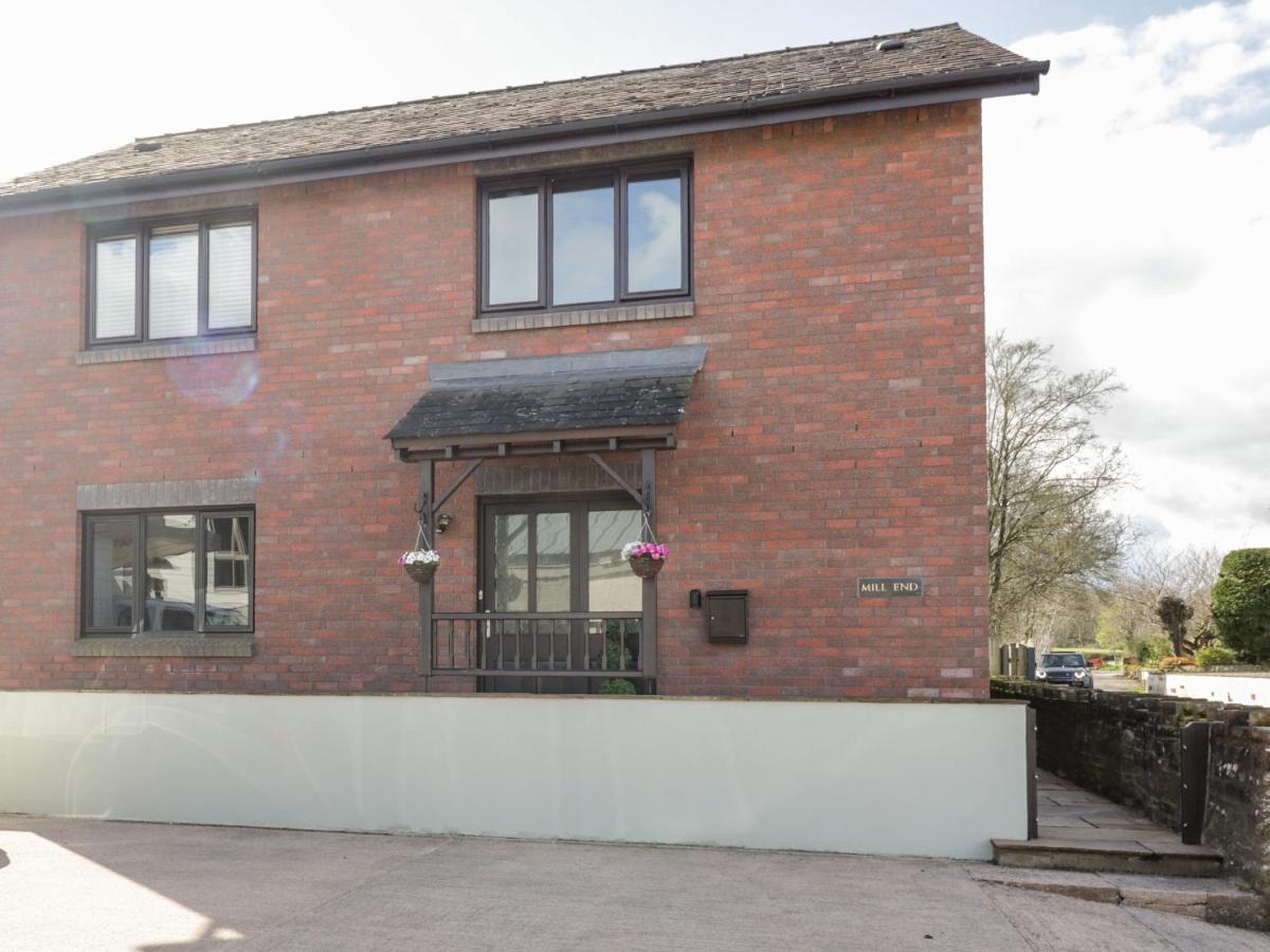 Mill End Villa Penrith Bagian luar foto