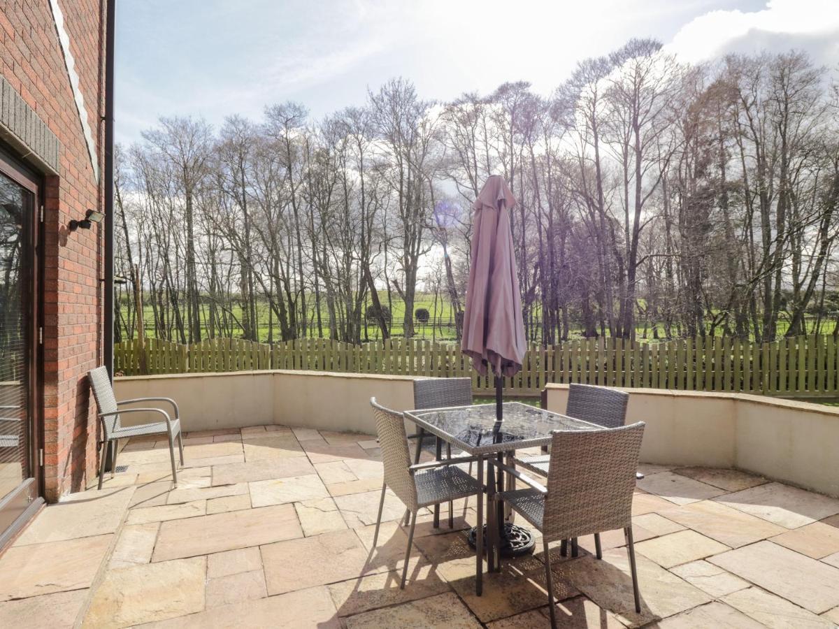 Mill End Villa Penrith Bagian luar foto
