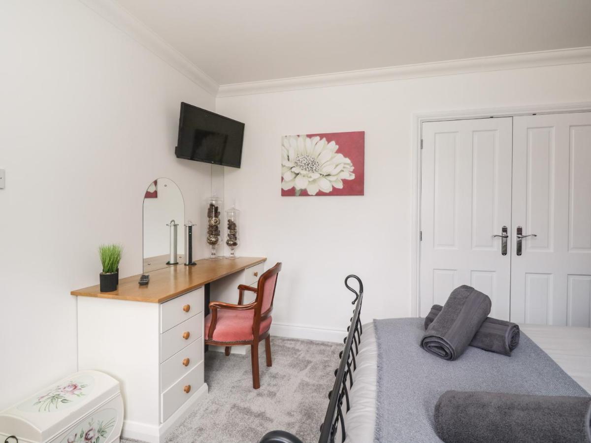 Mill End Villa Penrith Bagian luar foto